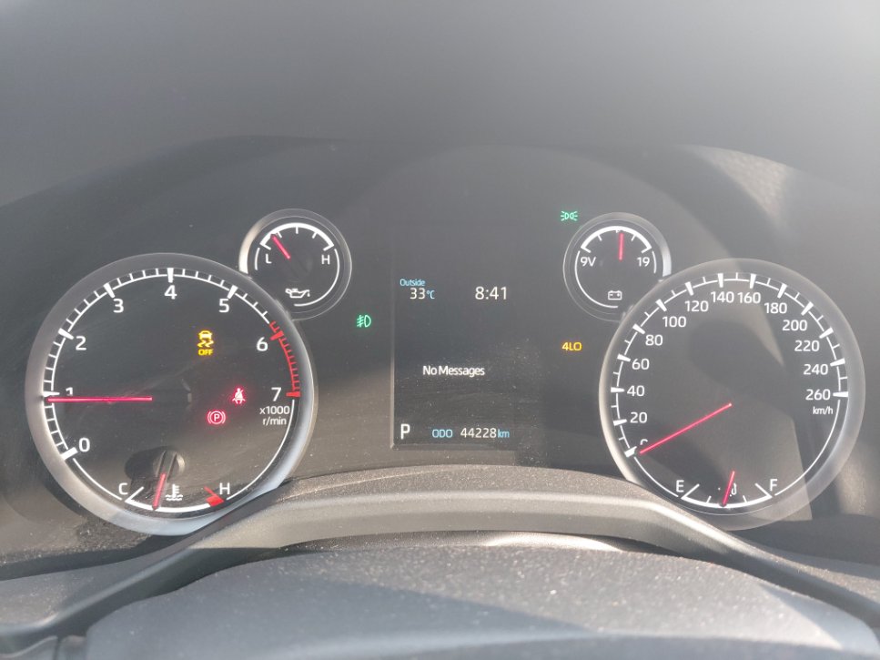 تويوتا لاند كروزور جي اكس ار 4 2024 image