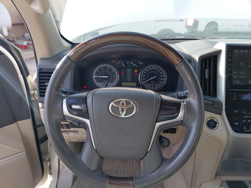 تويوتا لاند كروزور جي اكس ار 1 2021 image