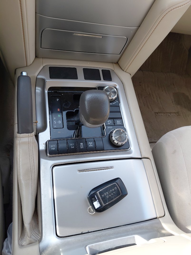 تويوتا لاند كروزور جي اكس ار 1 2021 image