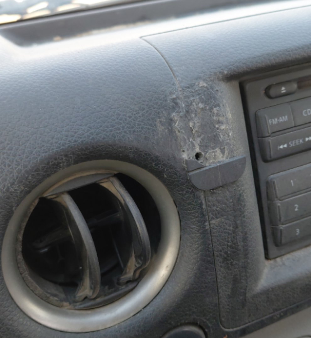 Nissan Urvan  2020 image