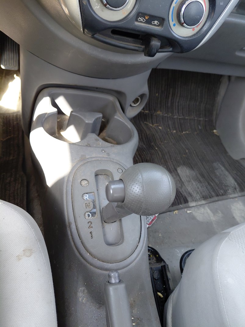 Nissan Sunny  2019 image