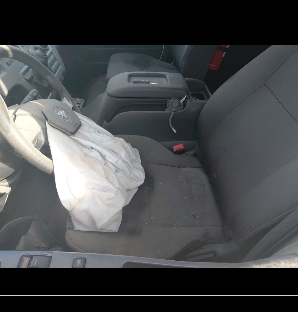 فتون سبورتر السيارة تالف - اسقاط لوحات 2023 image