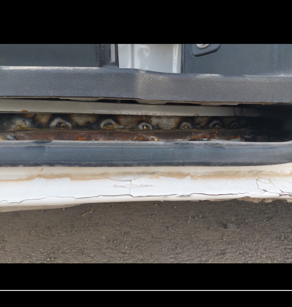 فتون سبورتر السيارة تالف - اسقاط لوحات 2023 image