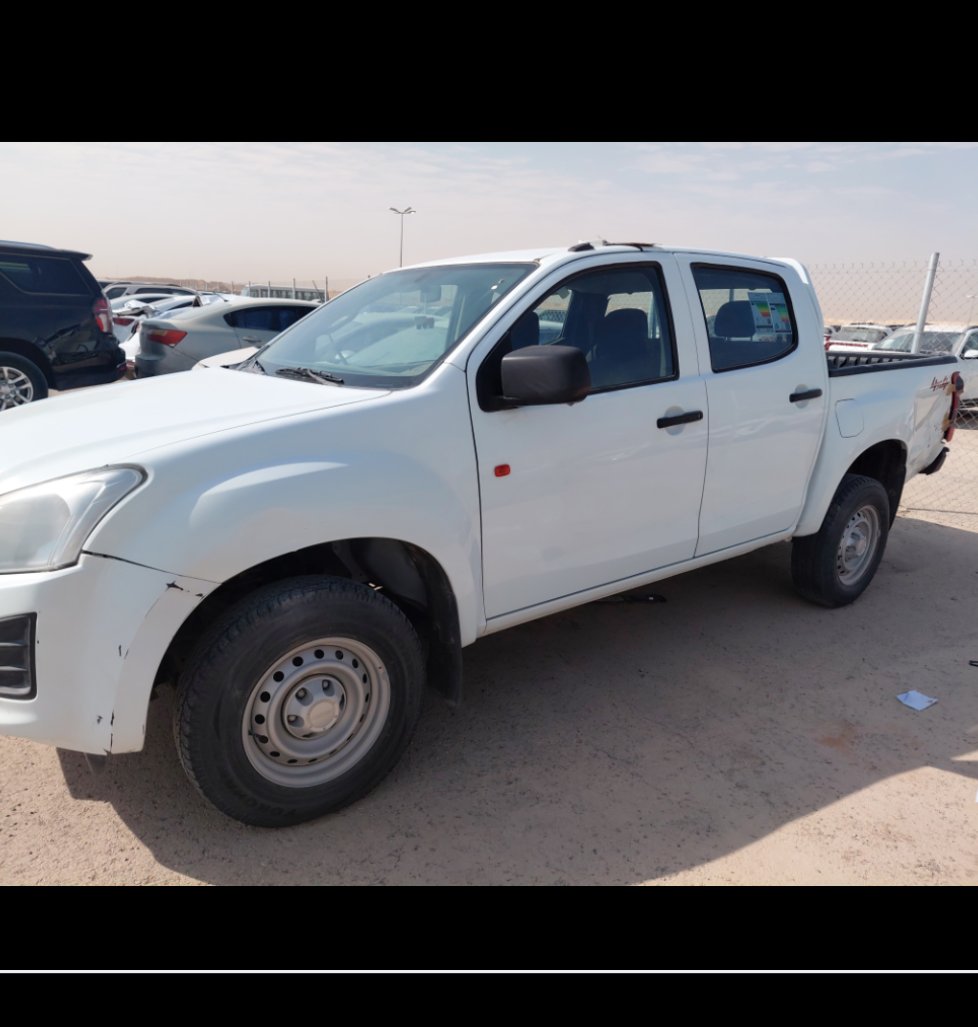 Isuzu D MAX 4x4 2023 image