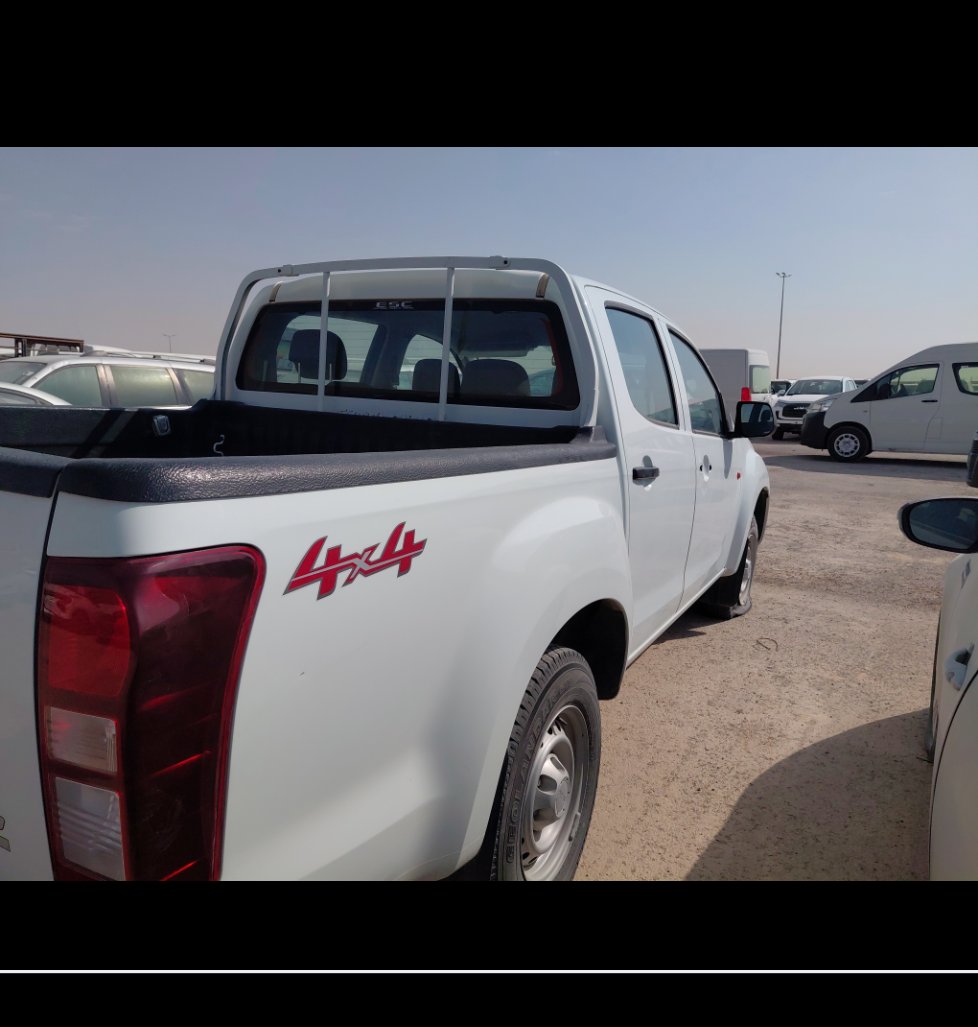 Isuzu D MAX 4x4 2023 image