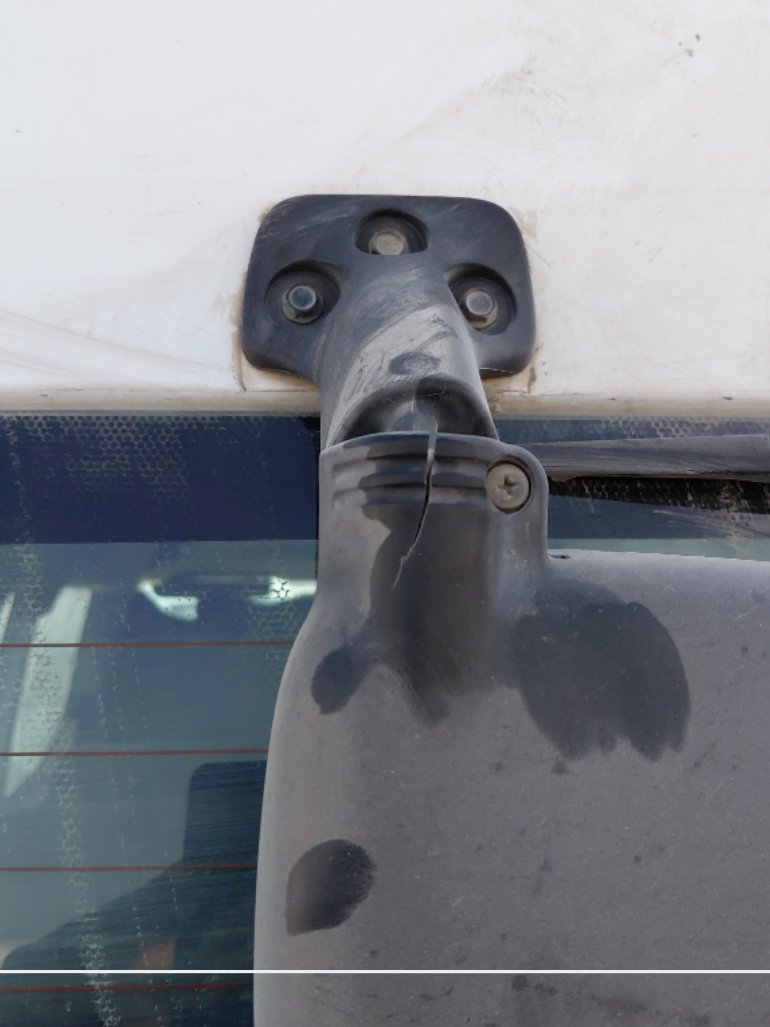 Nissan Urvan  2020 image