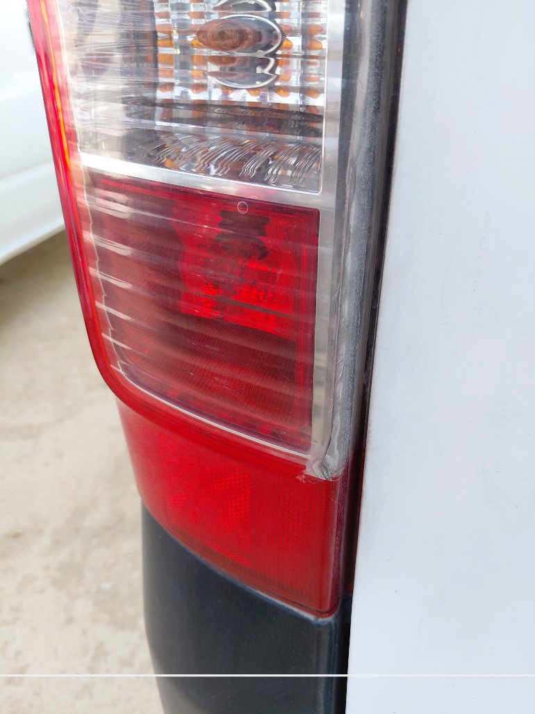 Nissan Urvan  2020 image