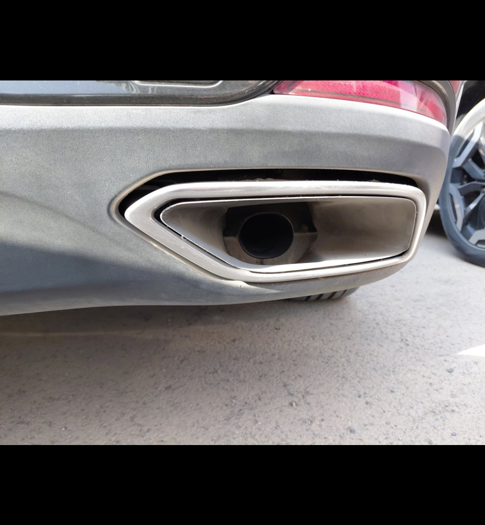 Ford Taurus  2022 image