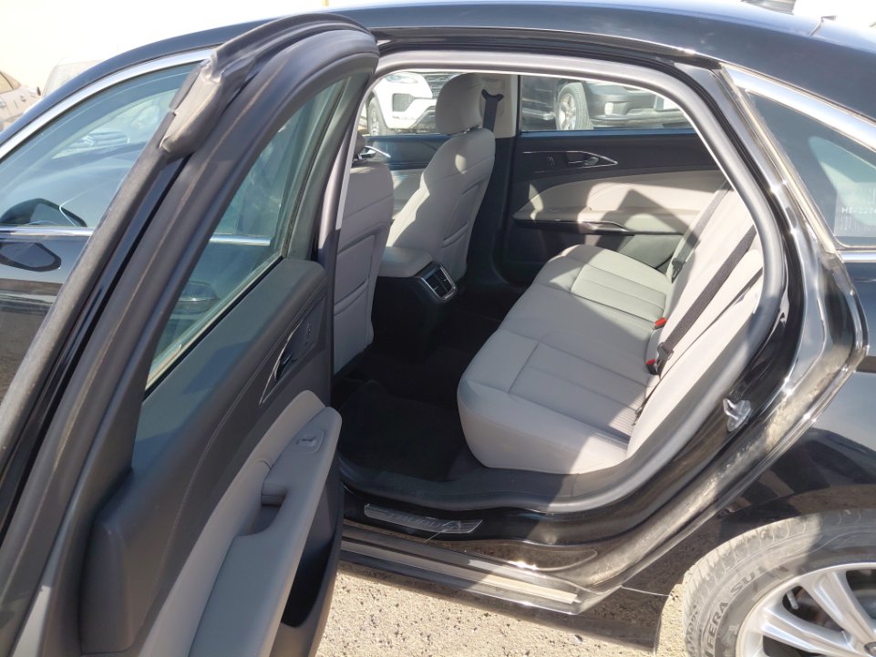 Ford Taurus  2022 image