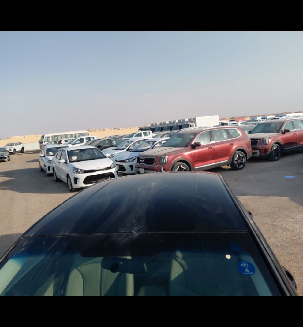 Ford Taurus  2022 image