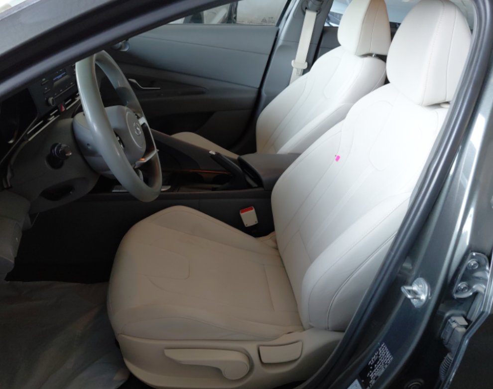 Hyundai Elantra  2021 image