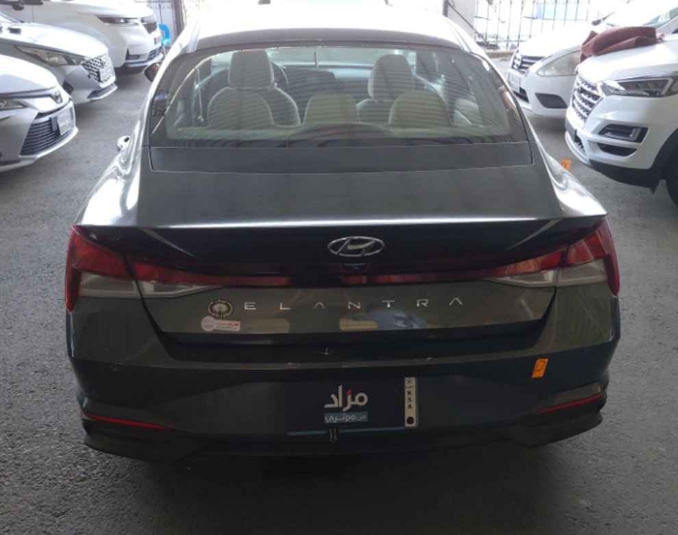 Hyundai Elantra  2021 image