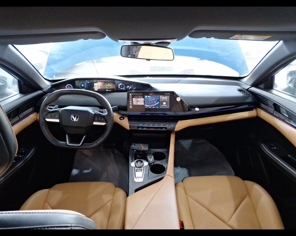 شانجان يو ني في TURBO 2023 image