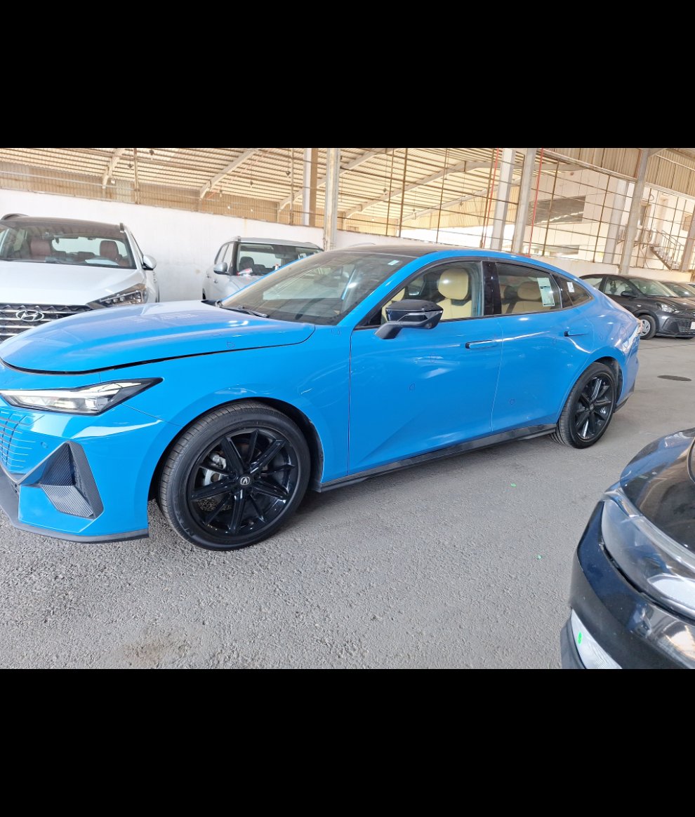 شانجان يو ني في TURBO 2023 image