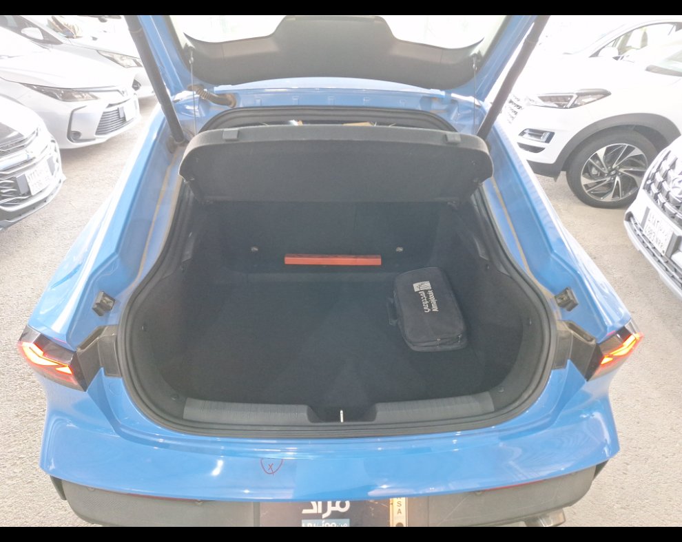 شانجان يو ني في TURBO 2023 image