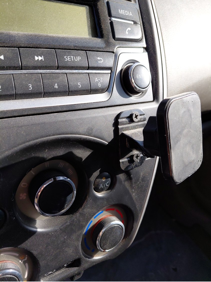 Nissan Sunny  2022 image