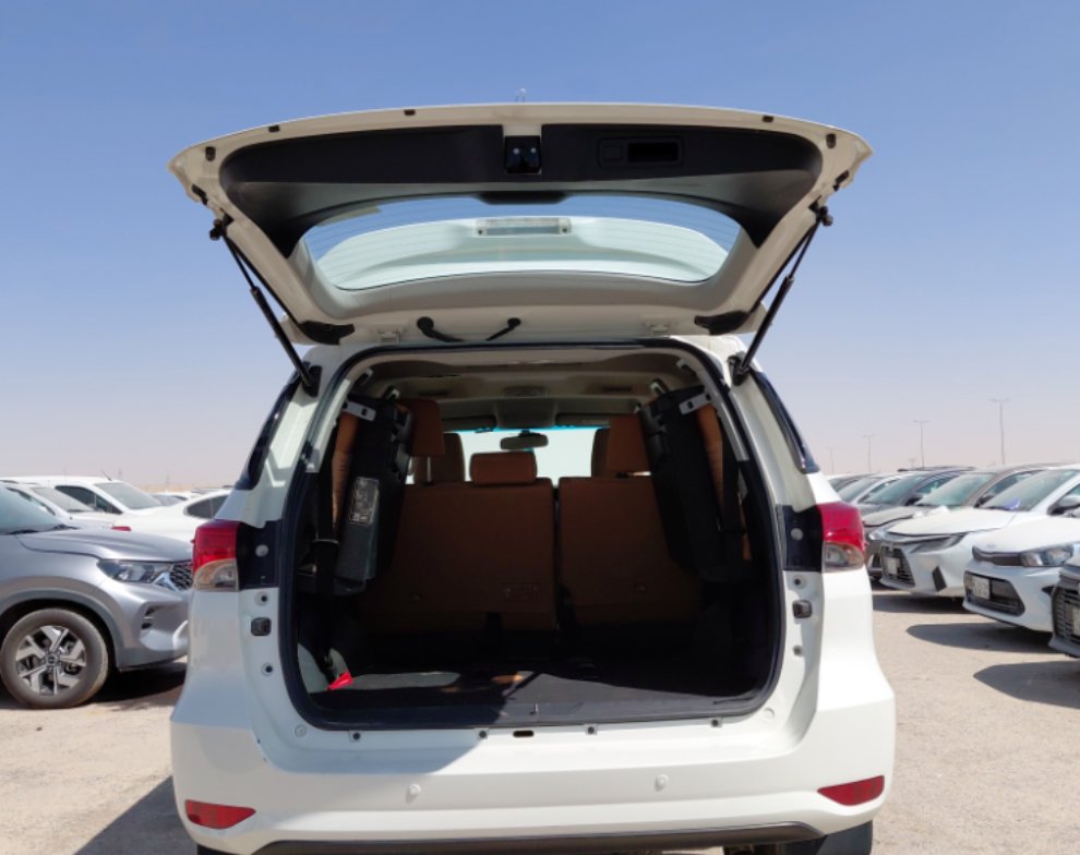 Toyota Fortuner GX 2022 image