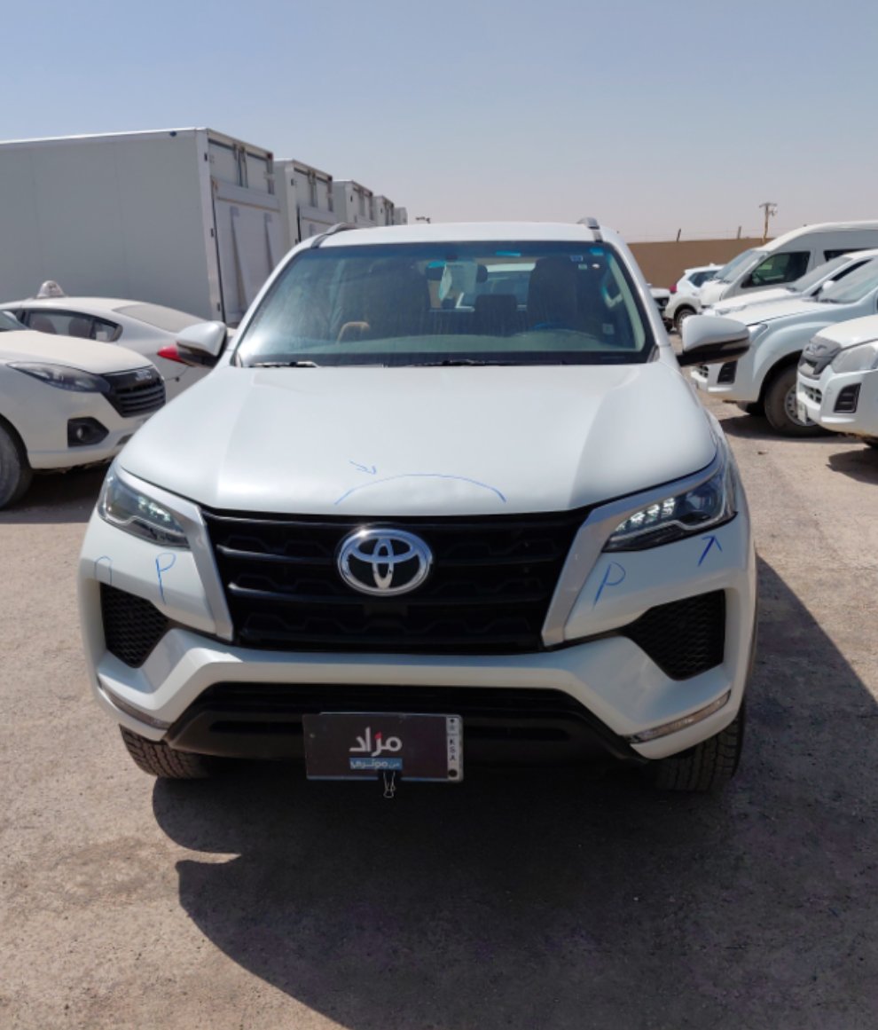 Toyota Fortuner GX 2022