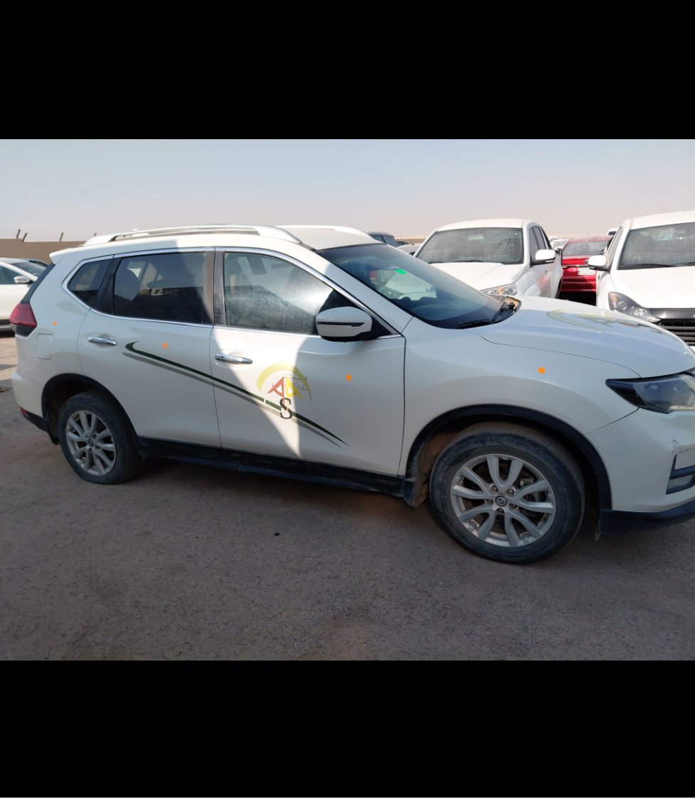 Nissan X-Trail  2022 image