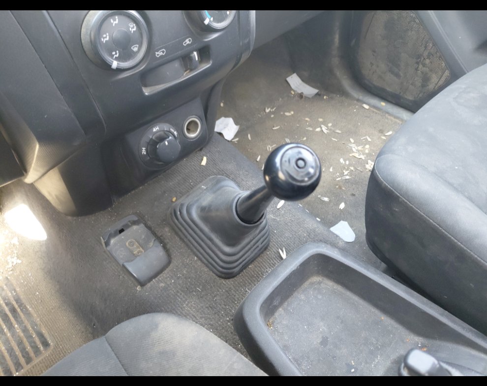 Isuzu D MAX 4x4 2022 image