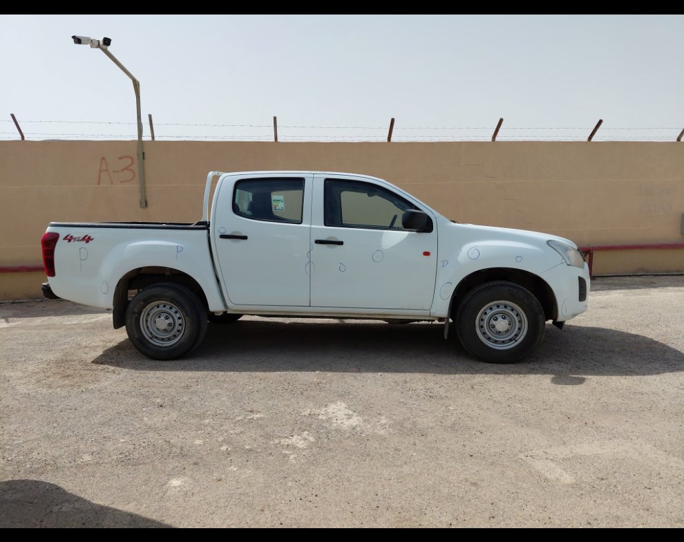Isuzu D MAX 4x4 2022 image