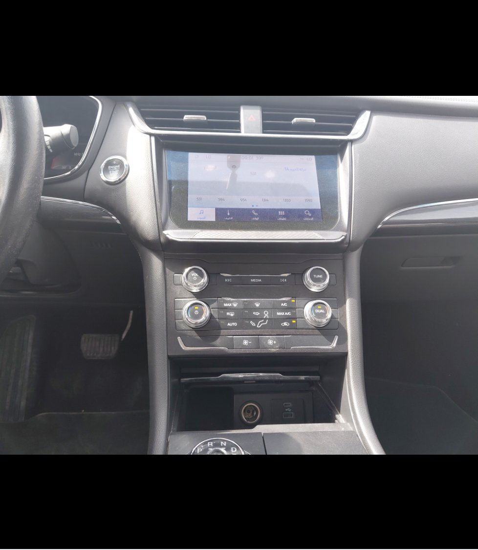 Ford Taurus  2022 image