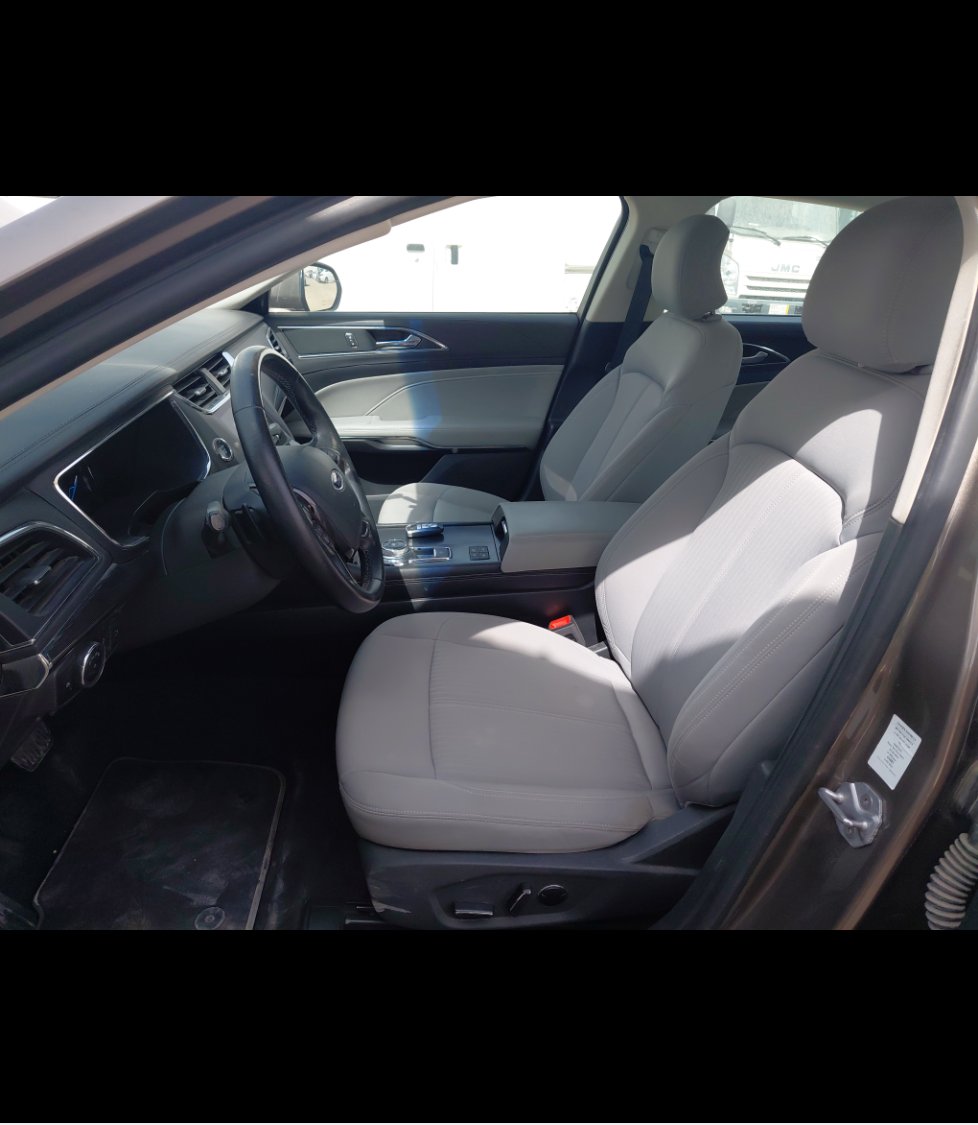 Ford Taurus  2022 image