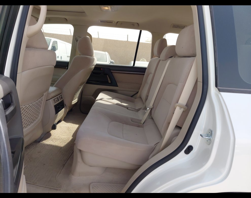 Toyota Land Cruiser GXR 2 2021 image