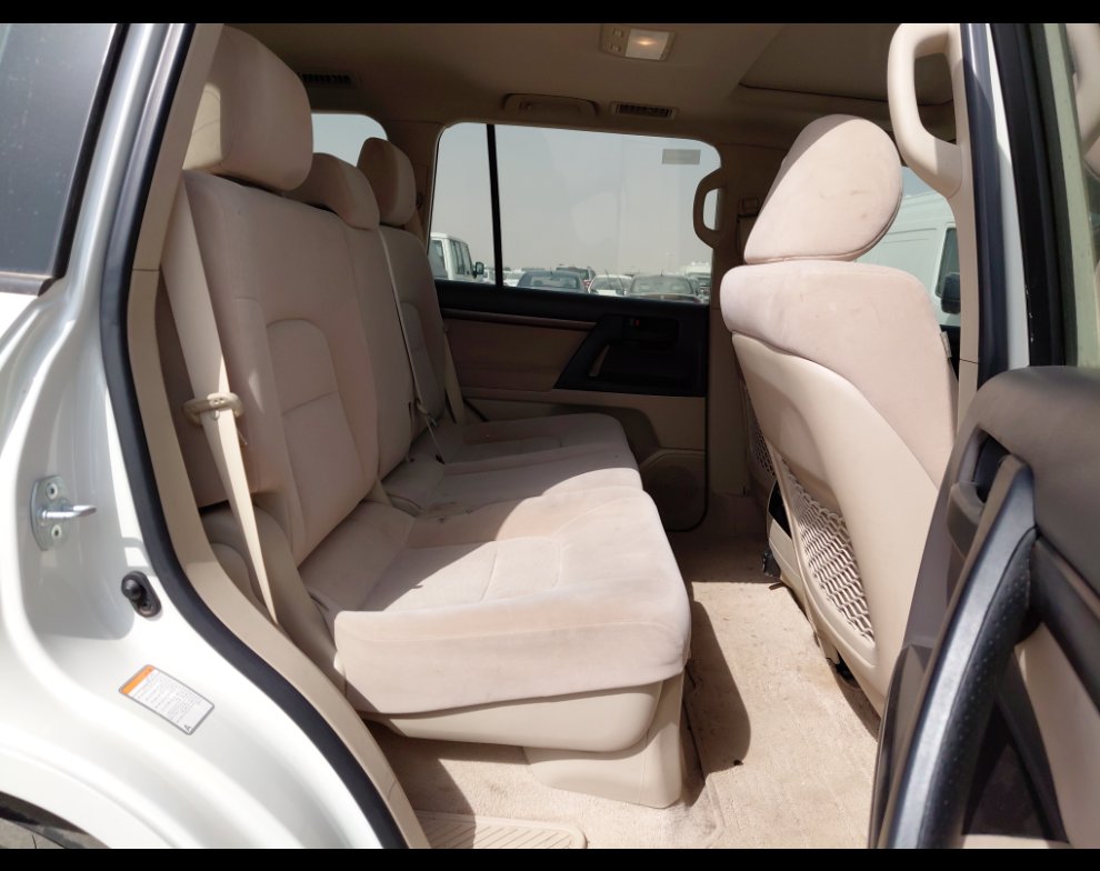 Toyota Land Cruiser GXR 2 2021 image