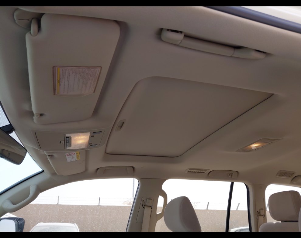 Toyota Land Cruiser GXR 2 2021 image