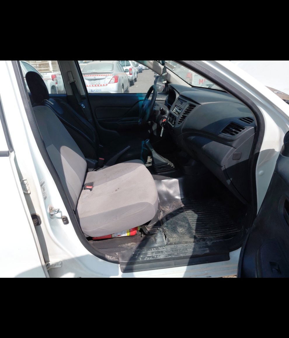 ميتسوبيشي L200  2020 image