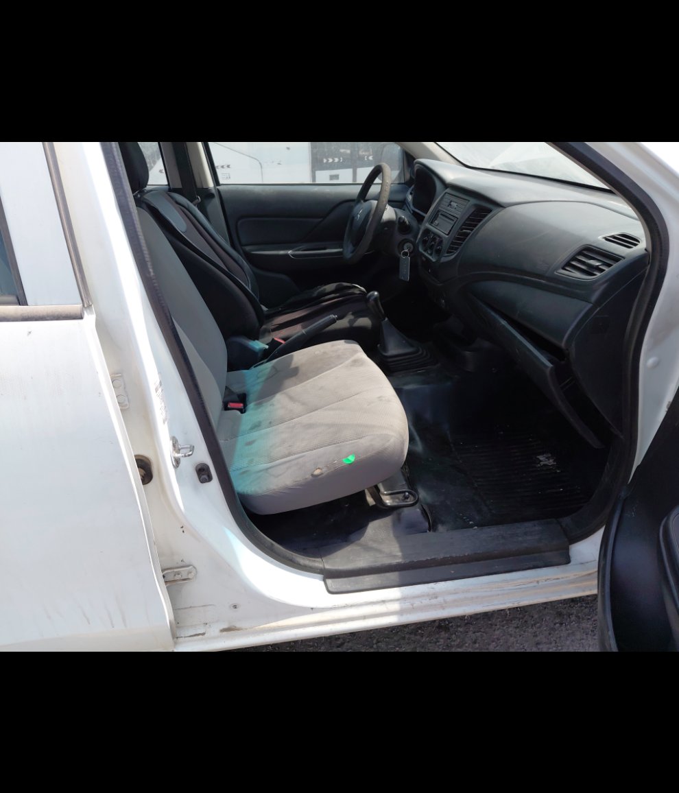 ميتسوبيشي L200  2020 image