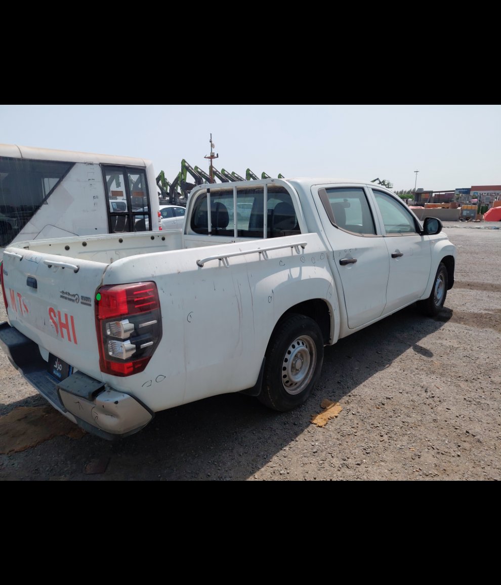 ميتسوبيشي L200  2020 image