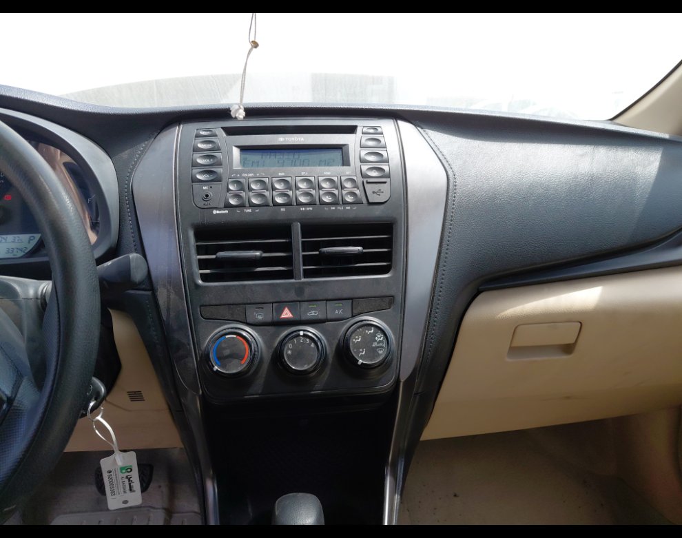 تويوتا يارس  2021 image