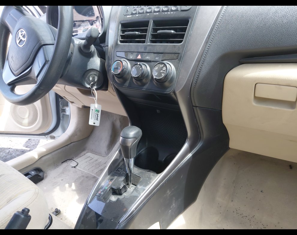 تويوتا يارس  2021 image