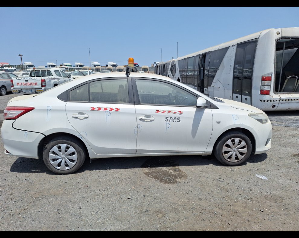 تويوتا يارس  2016 image