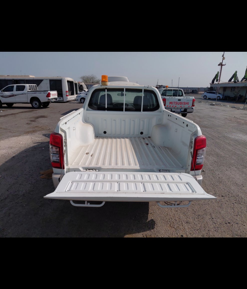 ميتسوبيشي L200  2020 image