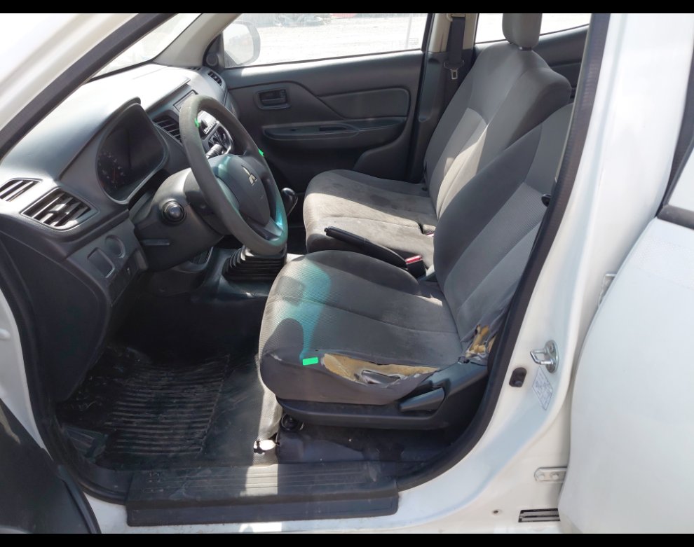 ميتسوبيشي L200  2021 image