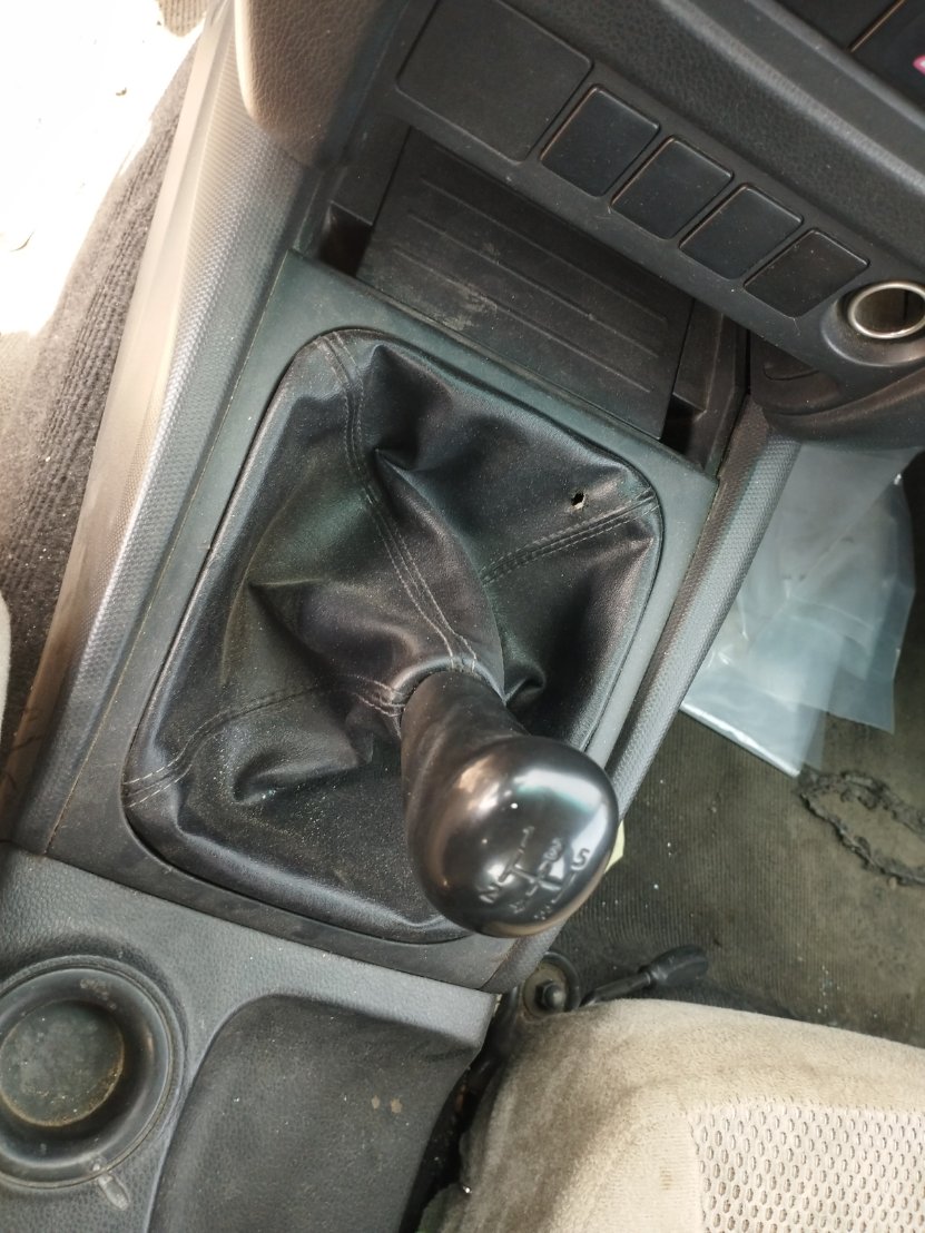 ميتسوبيشي L200  2017 image