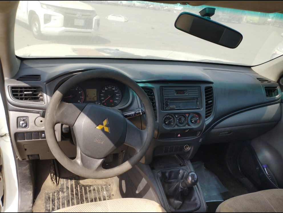 ميتسوبيشي L200  2017 image