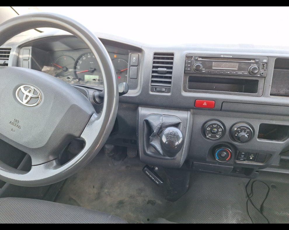 تويوتا هايس باص  2018 image