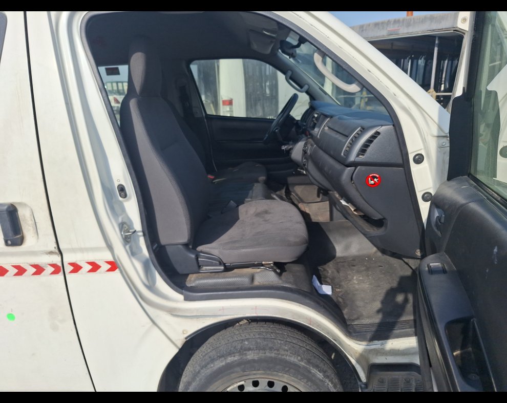 تويوتا هايس باص  2017 image