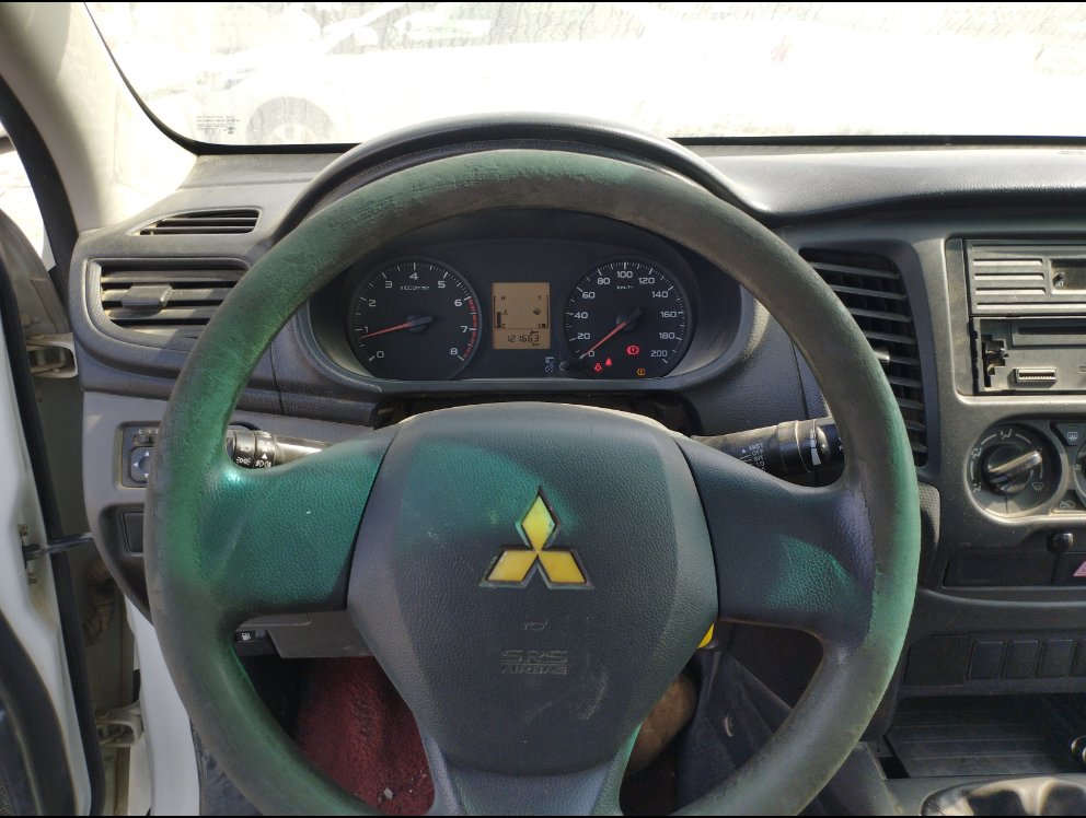 ميتسوبيشي L200  2017 image