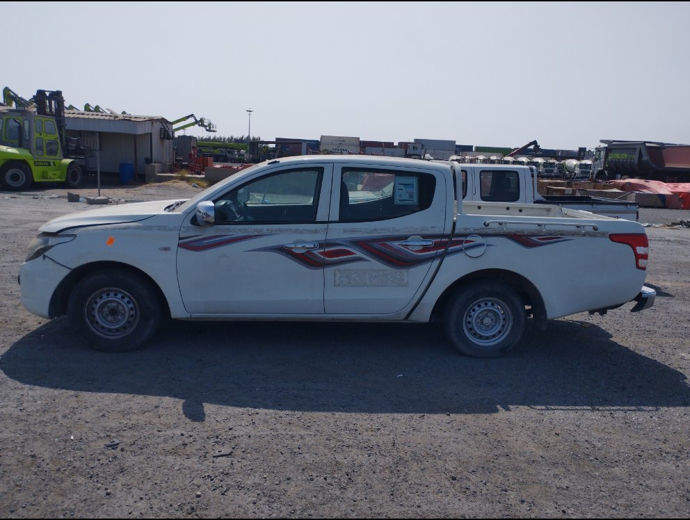 ميتسوبيشي L200  2017 image