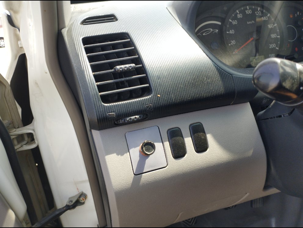 ميتسوبيشي L200  2015 image