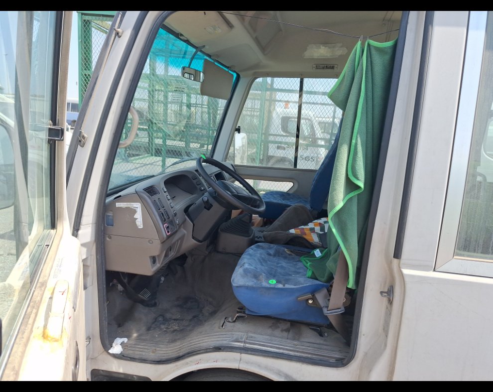 ميتسوبيشي روزا  2020 image