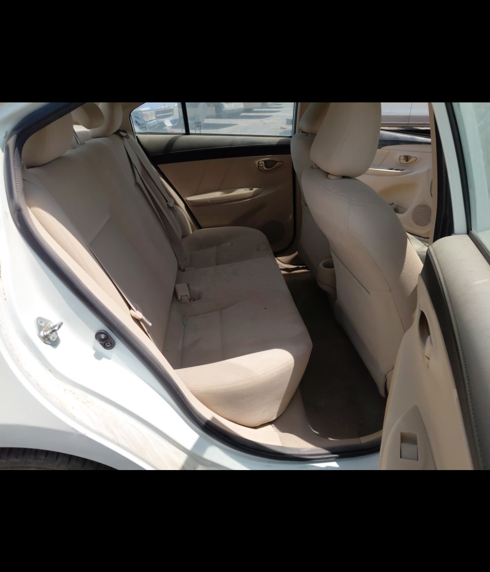 تويوتا يارس  2015 image