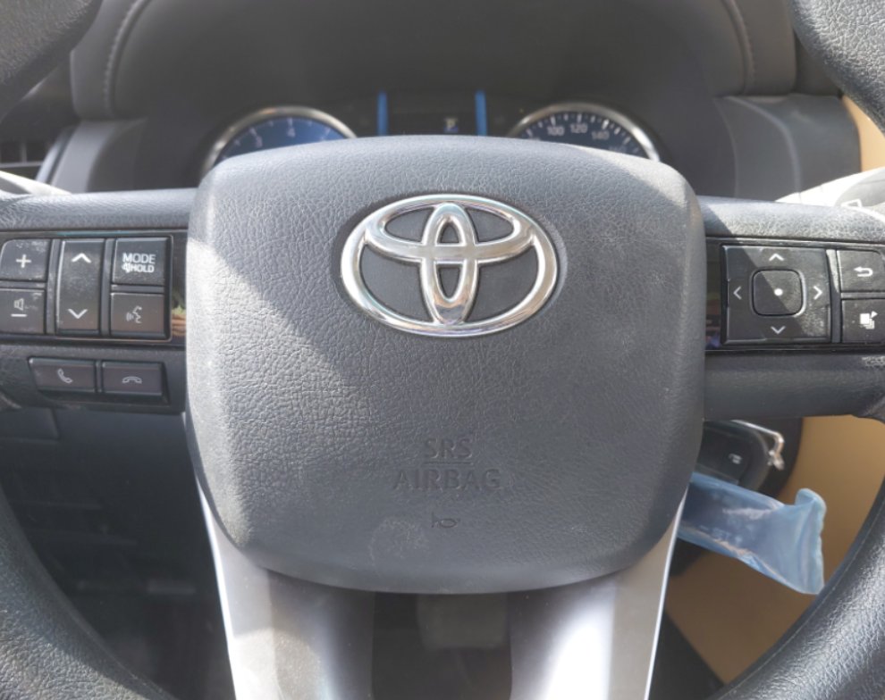 Toyota Fortuner GX2 2022 image