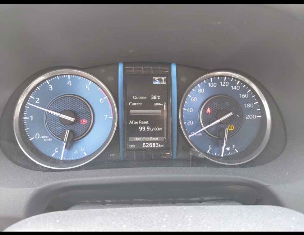 Toyota Fortuner VX2 2023 image