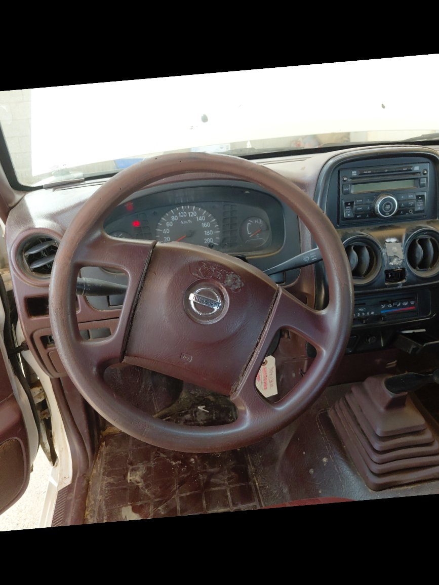 Nissan Pickup  2013 image